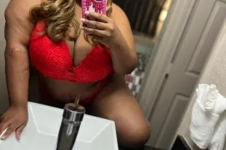 1⃣ NIGHT🌃ONLY 🌈A Curvy 🍑 Treat🍭 For Your Sweat Tooth 🦷 - Image 1